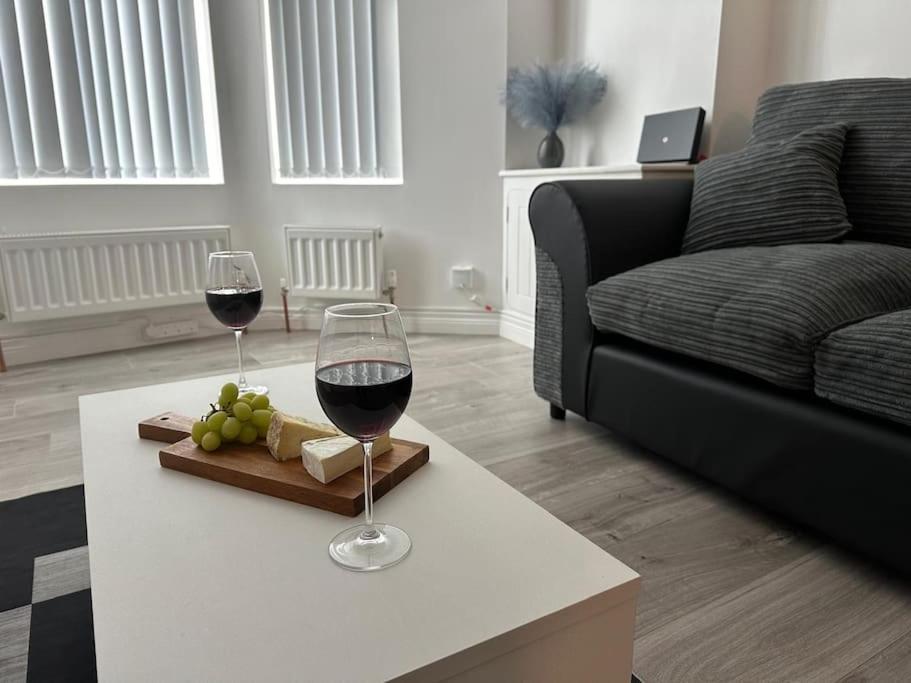 Modern 1-Bed Apartment 벨파스트 외부 사진